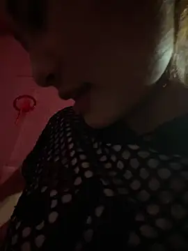 trieungoclnt's cam snapshot