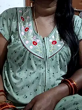 Tamil_Meera12's cam snapshot