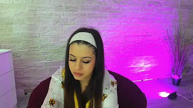 BellaNoir_'s cam snapshot