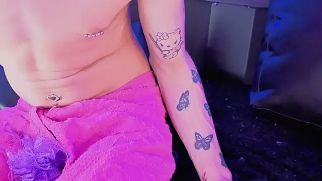 nova_salvatore live sex cam