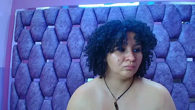 AlaSmith's cam snapshot