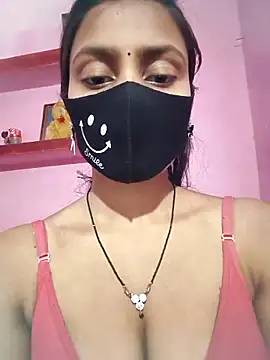 posewith live sex cam