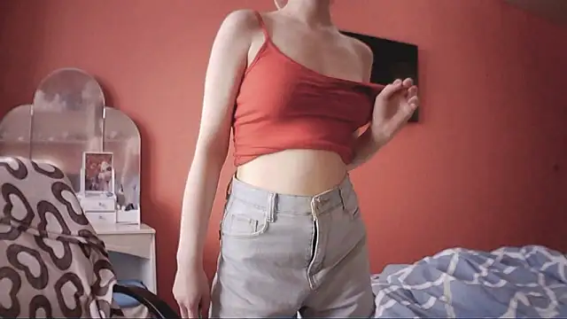 SnowWhiteNika live sex cam