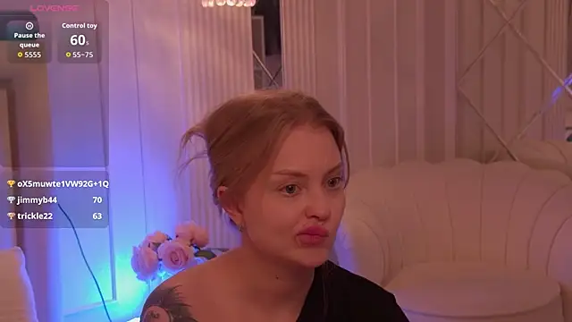 MollyHilton's cam snapshot