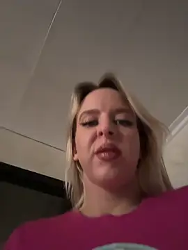 LikaCat live sex cam