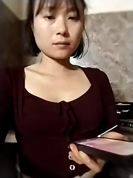 linda_bae00 live sex cam