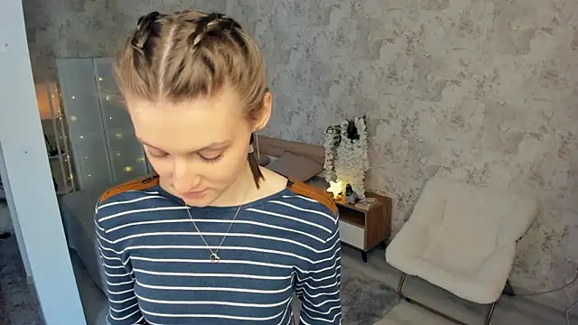 LianneBynon's cam snapshot