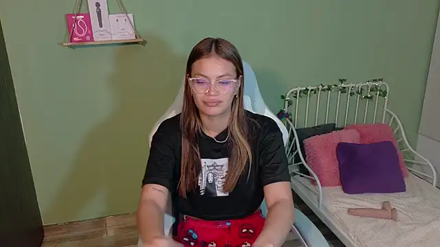 Emerald_Sparkles_'s cam snapshot