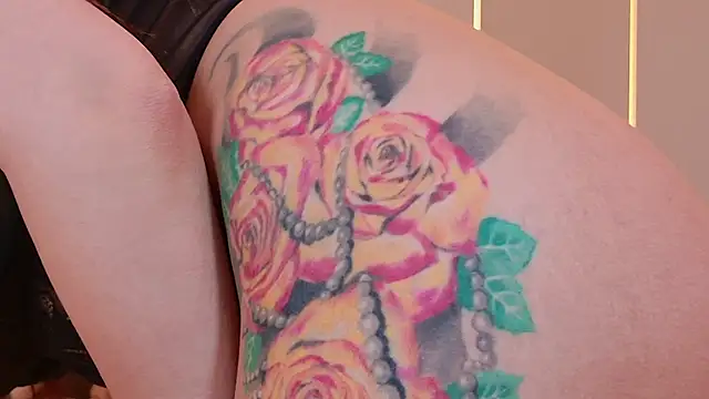 RubyLuxee's cam snapshot