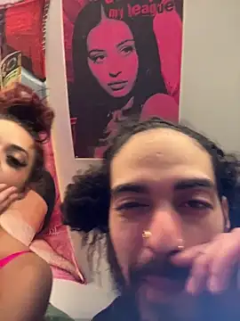 heluvsbabii live sex cam