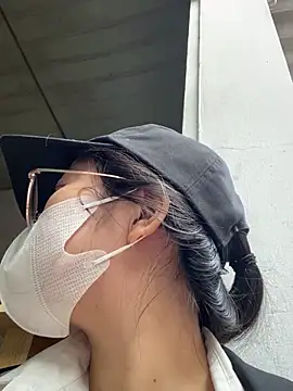 Rose-Public's cam snapshot