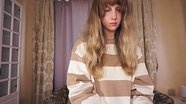 UshaAshauer's cam snapshot