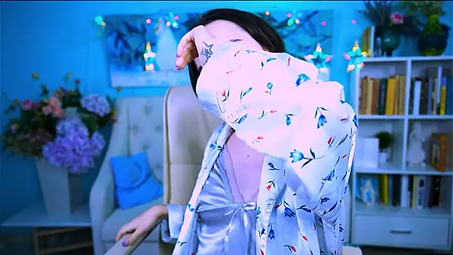 KateWillows's cam snapshot