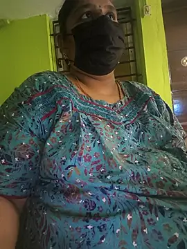 Villageanuty's cam snapshot