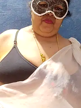 tamilthanushri's cam snapshot