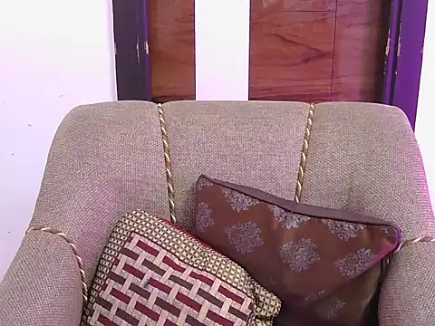 cute_zaraa's cam snapshot