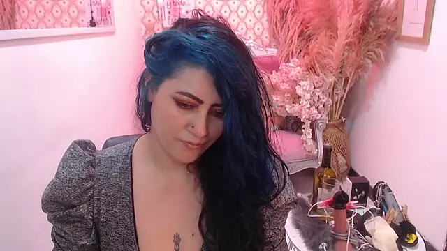 scarleth_blue's cam snapshot