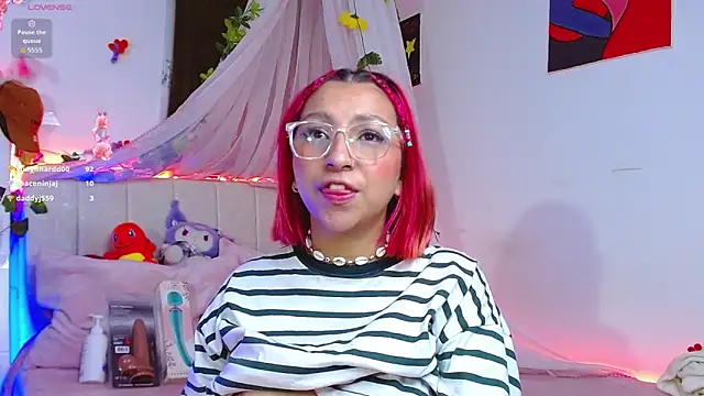 Littlerouse_'s cam snapshot