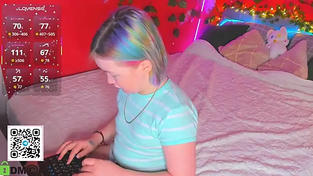 Sara_Robinson's cam snapshot