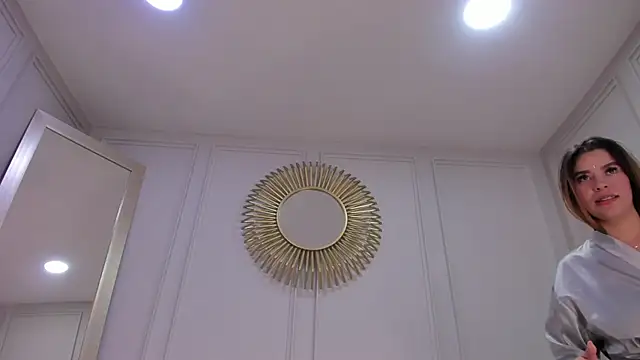 CharlotteBrownn_'s cam snapshot