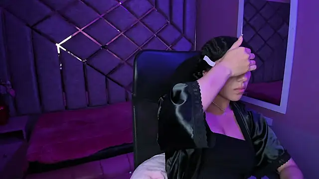 Poly_Sasha_'s cam snapshot