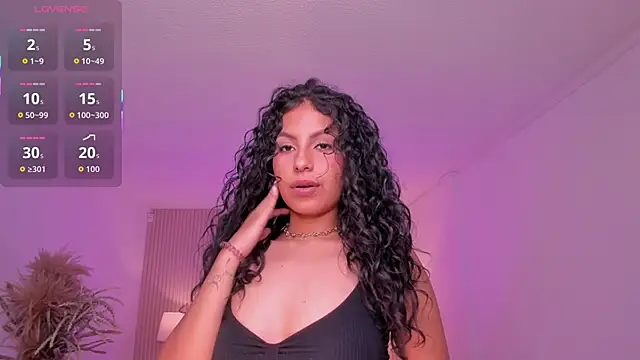 hannah_thomson_'s cam snapshot