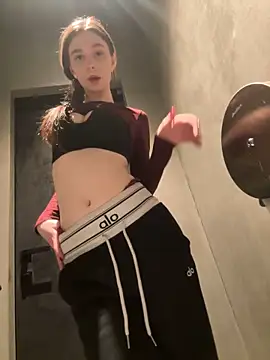 Ttixmila live sex cam