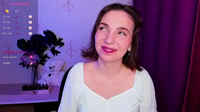 KindHazelHere_'s cam snapshot