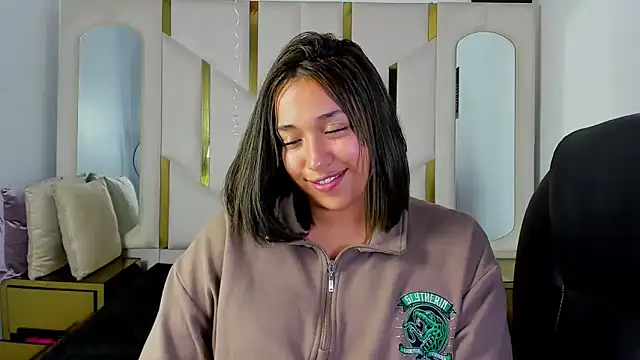 IsabellRodriguez18's cam snapshot