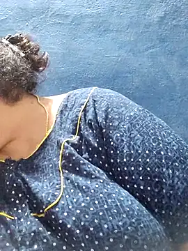 tamilthanushri's cam snapshot