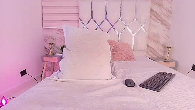 cataleya_ebony_'s cam snapshot