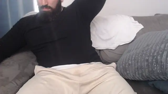 hugemachohandsome live sex cam