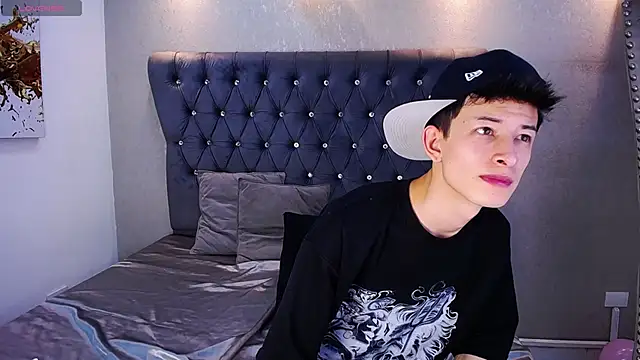 MaikCarver live sex cam