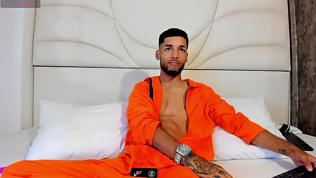 Thiagoferreti live sex cam