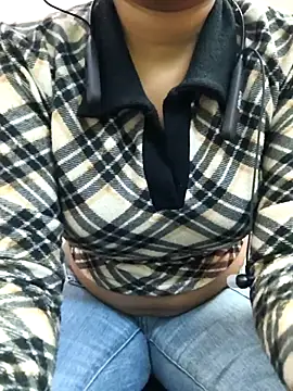 Ananya_34's cam snapshot