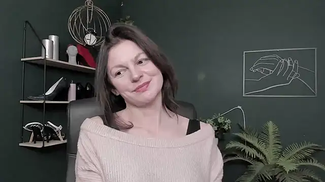 VivianWILD's cam snapshot