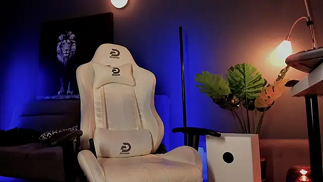 uptomatty's cam snapshot