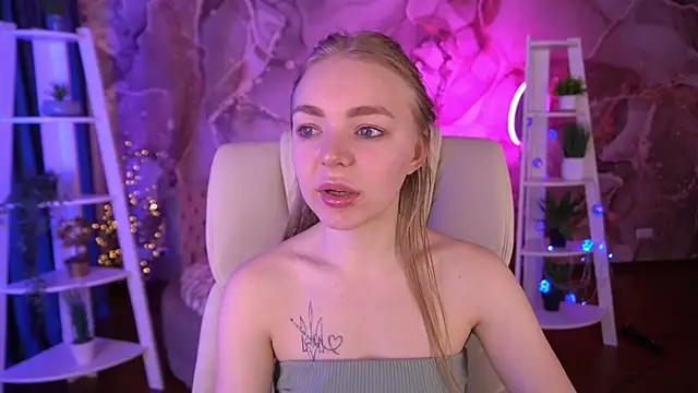 EmilySunshineS live sex cam