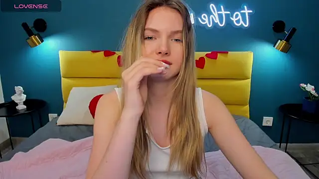 EvelineAmore's cam snapshot