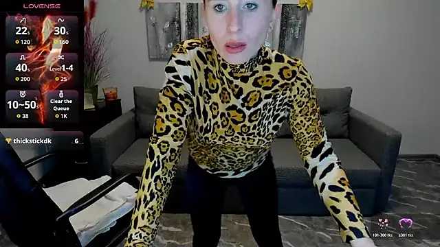 Betty_Jone's cam snapshot