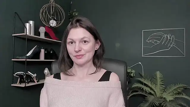 VivianWILD's cam snapshot