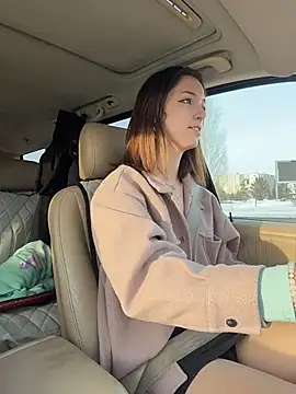 DollyTall's cam snapshot