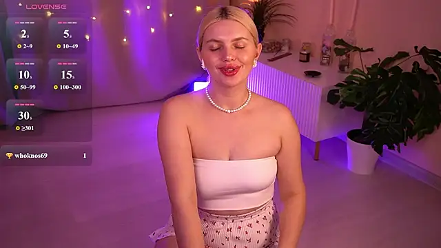 AmeliaWeells's cam snapshot