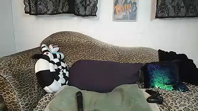 Missy-Dee's cam snapshot