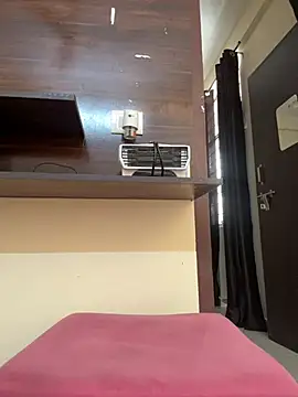 Modelbigbobs's cam snapshot