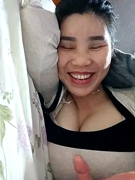 Bear_bear0's cam snapshot