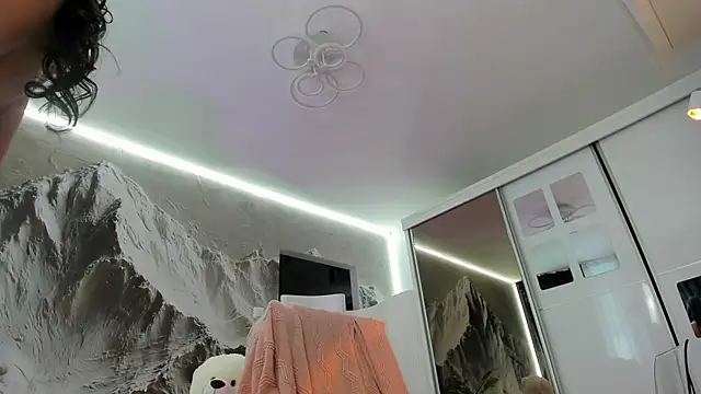 Ivy_Bellee's cam snapshot