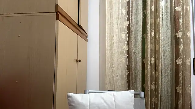 LunaVelix's cam snapshot