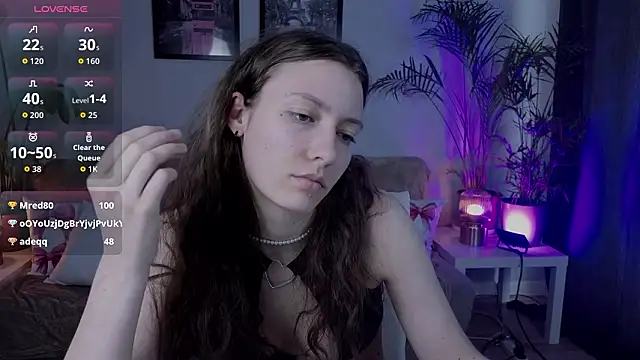 VioletaBloom live sex cam