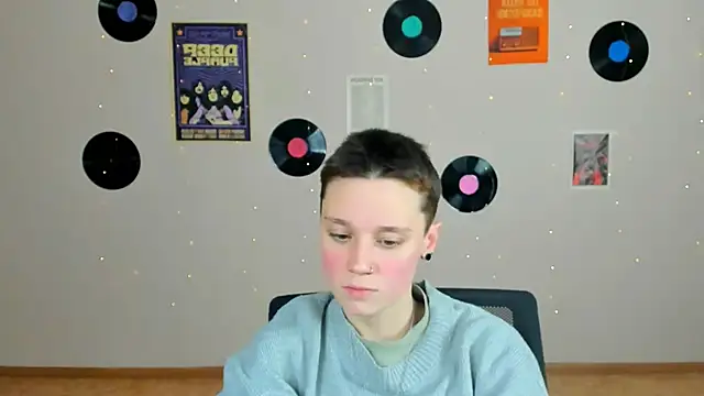 emi_fade's cam snapshot